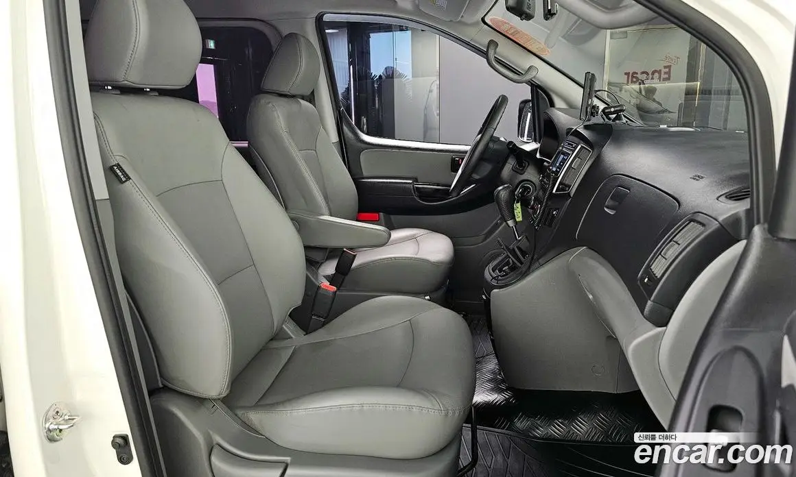 Hyundai Starex 2019 2.5 автомат (гидро), фото 10