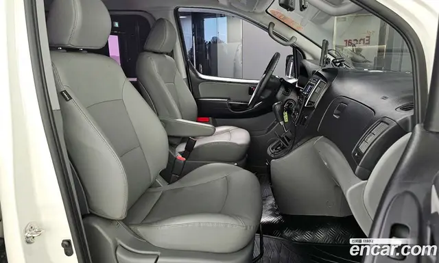 Hyundai Starex 2019 2.5 автомат (гидро), миниатюра 10