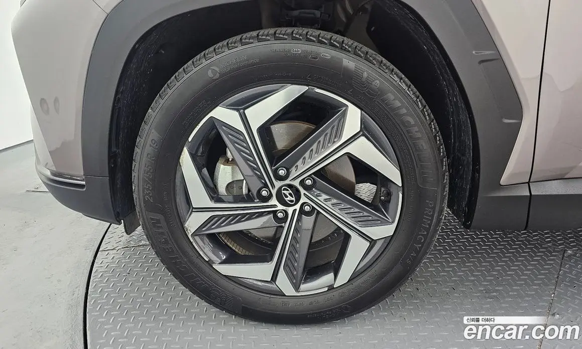Hyundai Tucson 2023 1.6 автомат (гидро), фото 5