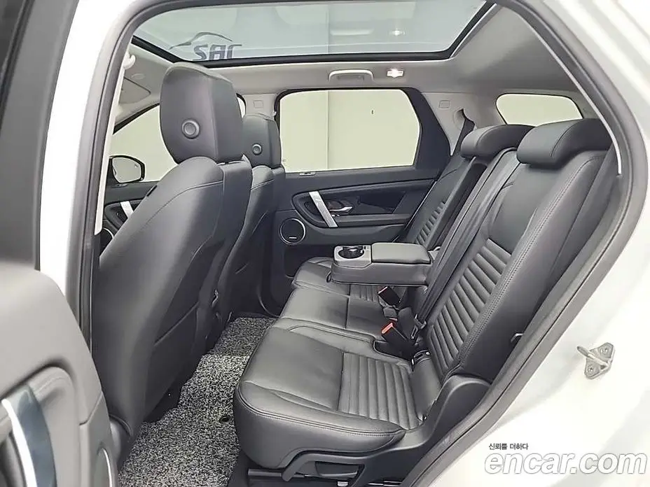 Land Rover Discovery Sport 2021 2.0 автомат (гидро), фото 12