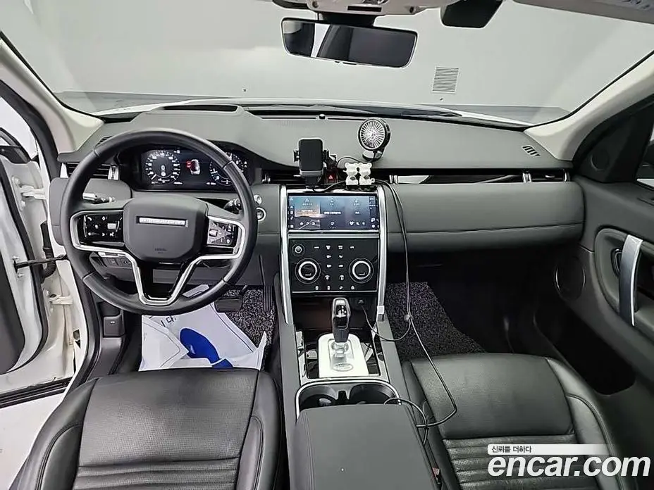 Land Rover Discovery Sport 2021 2.0 автомат (гидро), фото 5