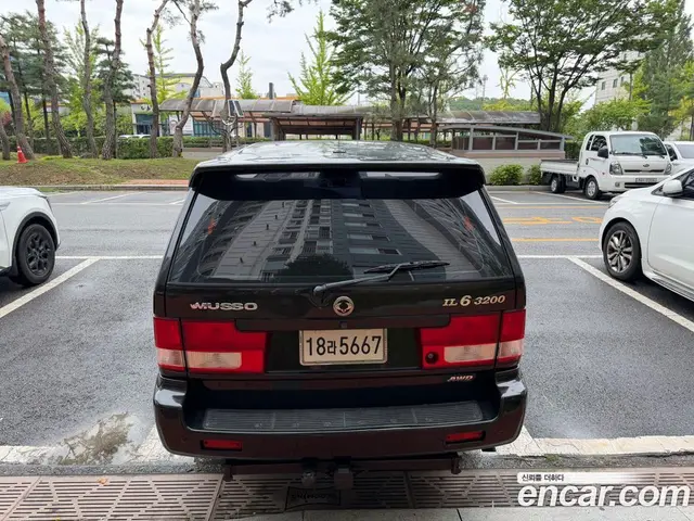 SsangYong Musso 2004 3.2 автомат (гидро), миниатюра 3 SsangYong Musso 2004 3.2 автомат (гидро), миниатюра 3