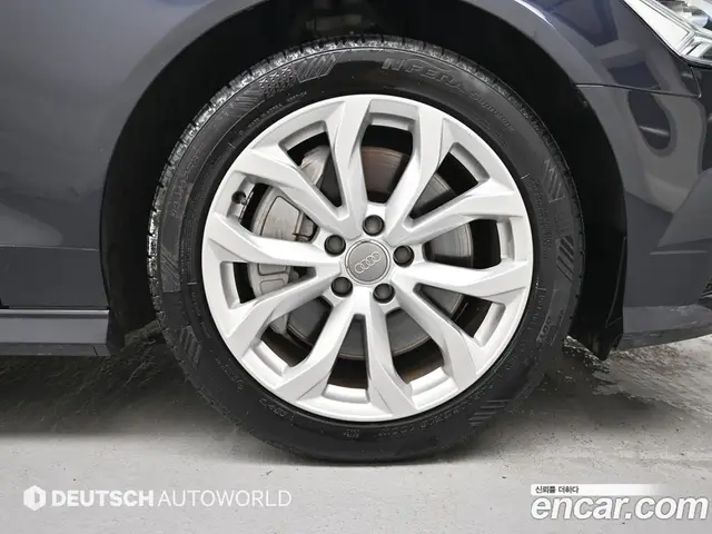 Audi A6 2018 2.0 автомат (гидро), миниатюра 5