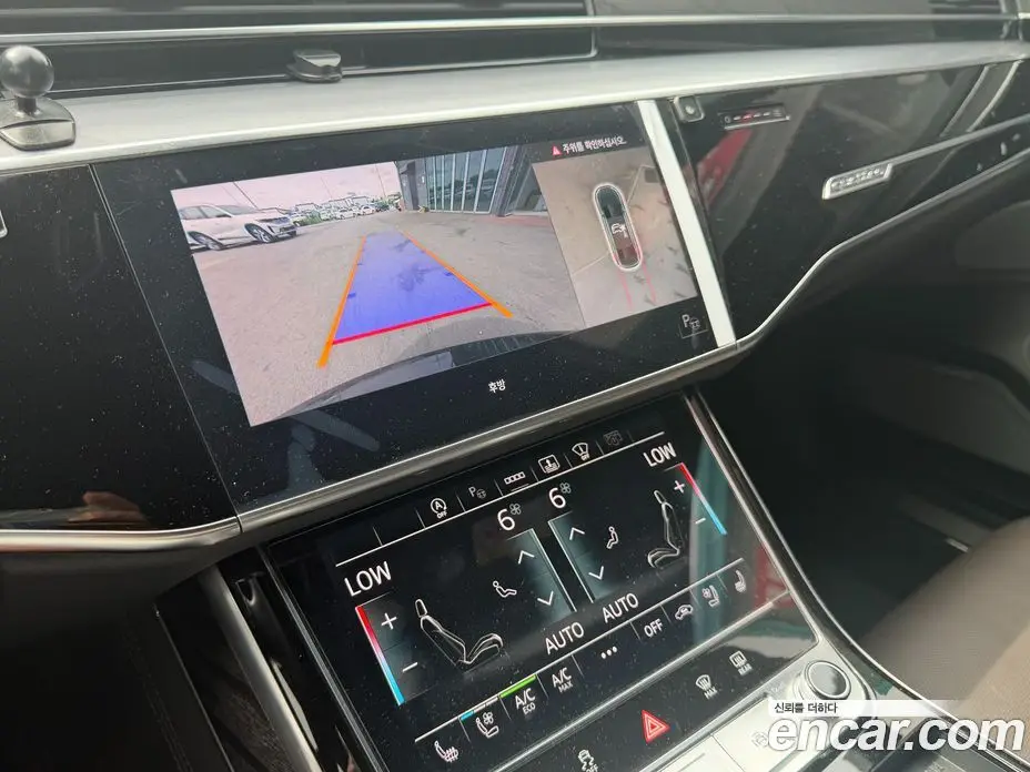 Audi A8 2022 3.0 автомат (гидро), фото 8