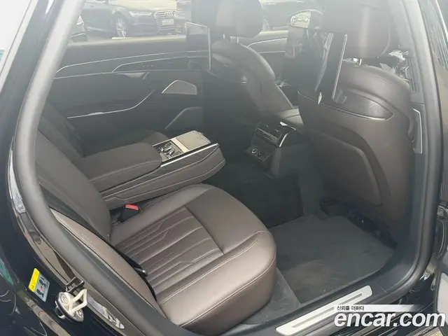 Audi A8 2022 3.0 автомат (гидро), миниатюра 10