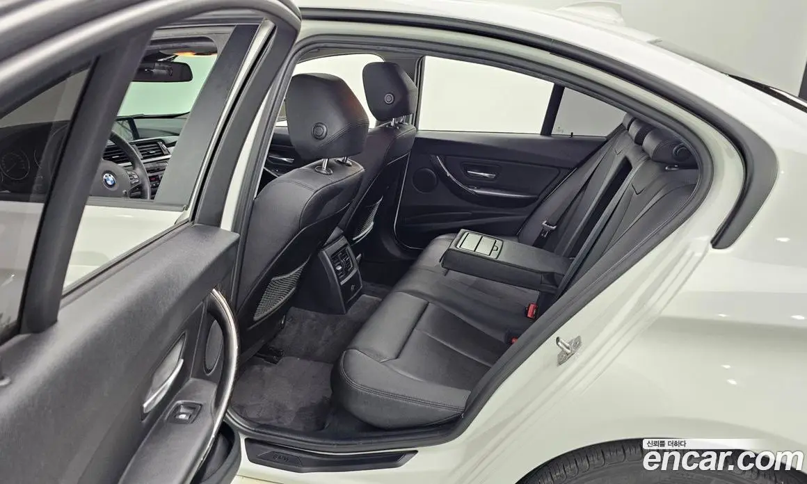 BMW 3 серия 2015 2.0 автомат (гидро), фото 11