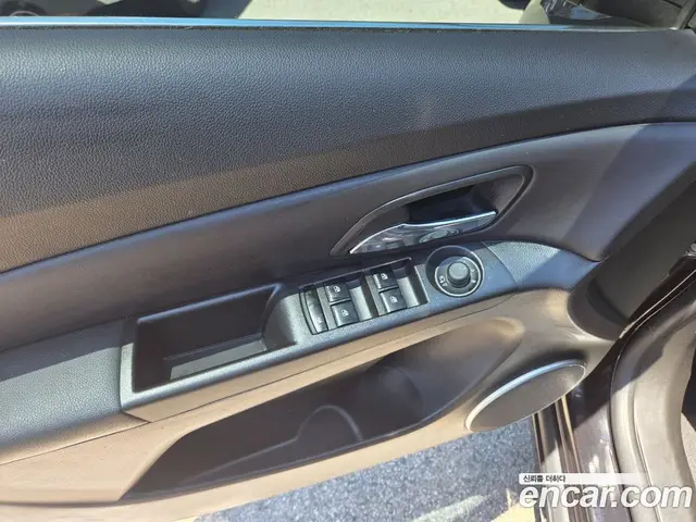 Chevrolet Cruze 2014 1.8 автомат (гидро), миниатюра 7