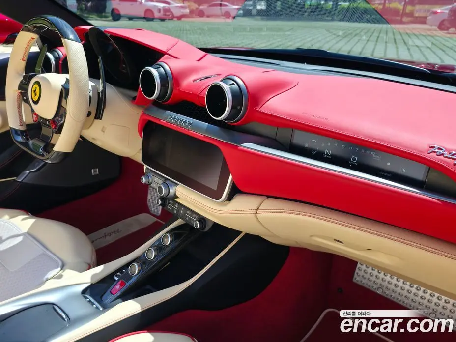 Ferrari Portofino 2023 3.9 автомат (гидро), фото 6 Ferrari Portofino 2023 3.9 автомат (гидро), фото 6