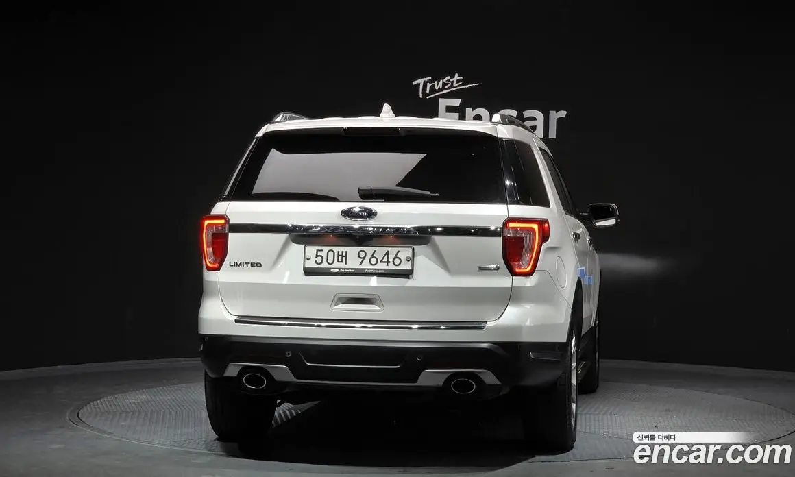 Ford Explorer 2018 2.3 автомат (гидро), фото 4 Ford Explorer 2018 2.3 автомат (гидро), фото 4