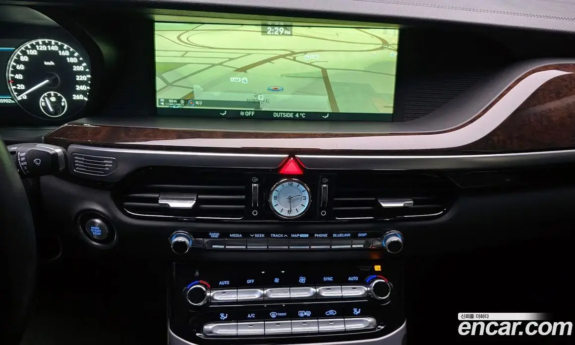 Genesis EQ900 2016 3.8 автомат (гидро), фото 15 Genesis EQ900 2016 3.8 автомат (гидро), фото 15