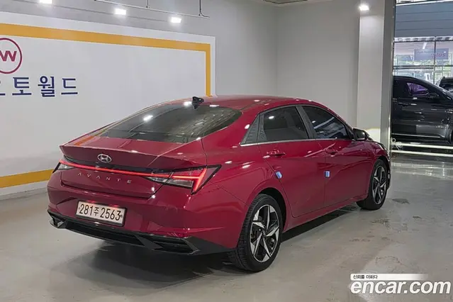 Hyundai Avante 2020 1.6 автомат (гидро), миниатюра 2