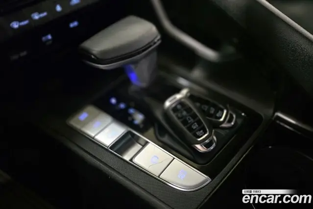 Hyundai Avante 2020 1.6 автомат (гидро), миниатюра 9