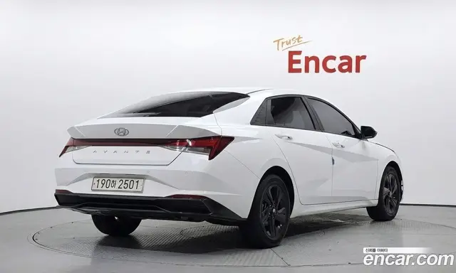 Hyundai Avante 2023 1.6 автомат (гидро), миниатюра 2 Hyundai Avante 2023 1.6 автомат (гидро), миниатюра 2