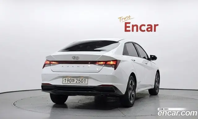 Hyundai Avante 2023 1.6 автомат (гидро), миниатюра 4 Hyundai Avante 2023 1.6 автомат (гидро), миниатюра 4