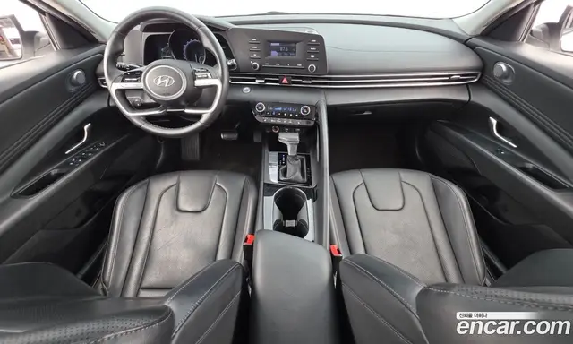Hyundai Avante 2023 1.6 автомат (гидро), миниатюра 7 Hyundai Avante 2023 1.6 автомат (гидро), миниатюра 7
