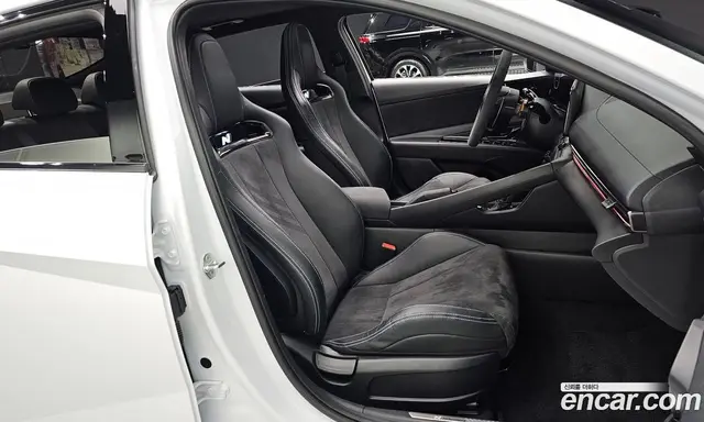 Hyundai Avante 2023 2.0 автомат (гидро), миниатюра 10