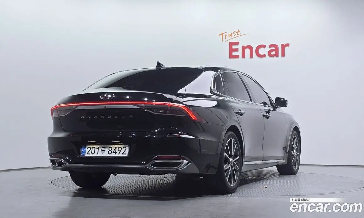 Hyundai Grandeur 2021 2.5 автомат (гидро), фото 2 Hyundai Grandeur 2021 2.5 автомат (гидро), фото 2
