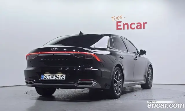 Hyundai Grandeur 2021 2.5 автомат (гидро), миниатюра 2 Hyundai Grandeur 2021 2.5 автомат (гидро), миниатюра 2