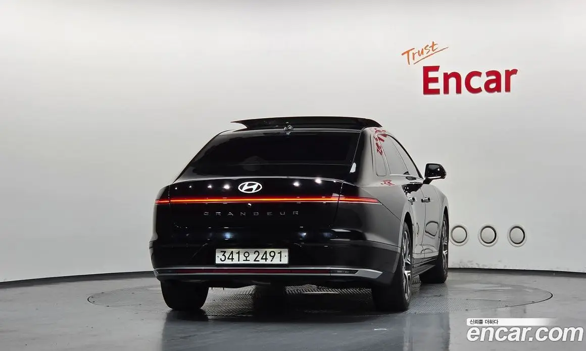 Hyundai Grandeur 2023 3.5 автомат (гидро), фото 4