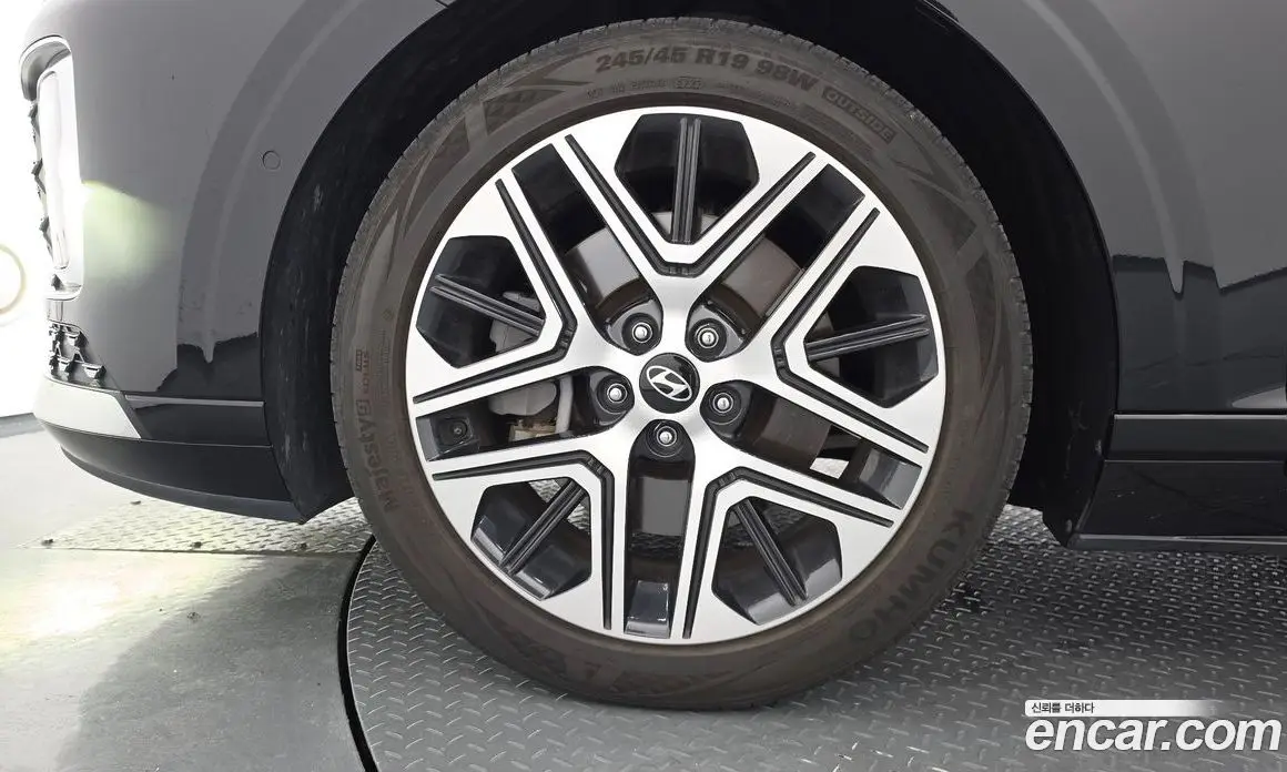 Hyundai Grandeur 2023 3.5 автомат (гидро), фото 5