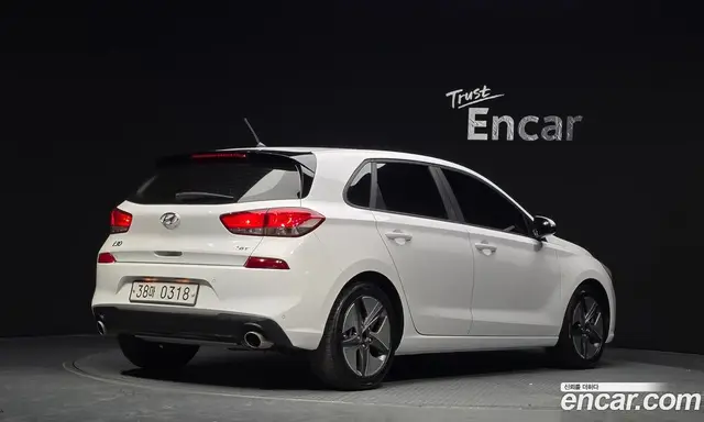 Hyundai i30 2016 1.6 автомат (гидро), миниатюра 2