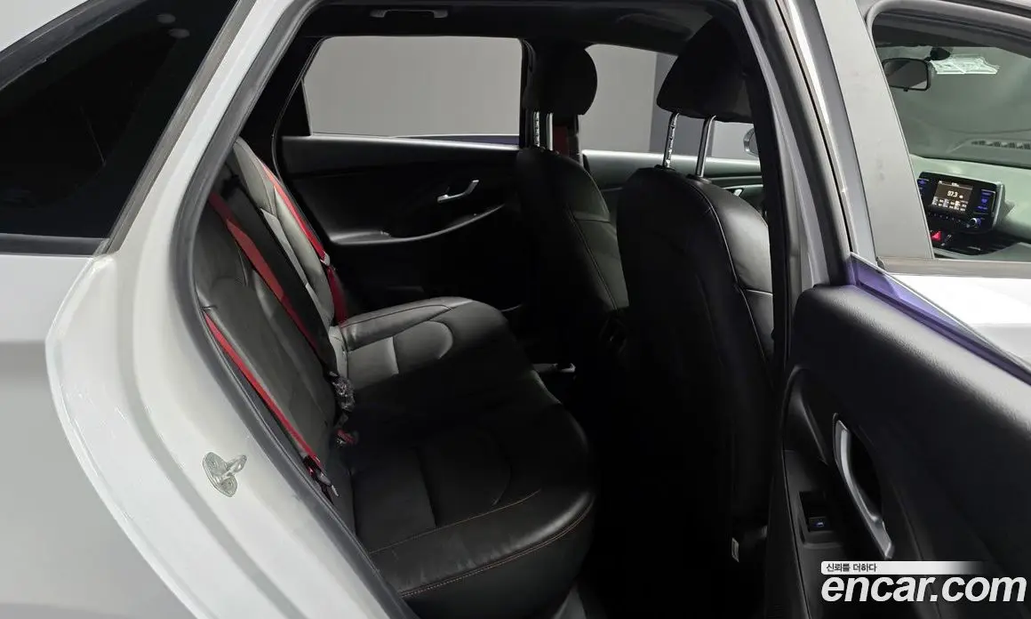 Hyundai i30 2016 1.6 автомат (гидро), фото 12