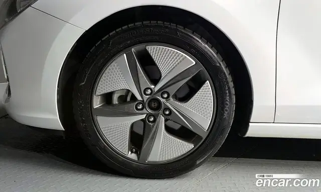 Hyundai i30 2016 1.6 автомат (гидро), миниатюра 5