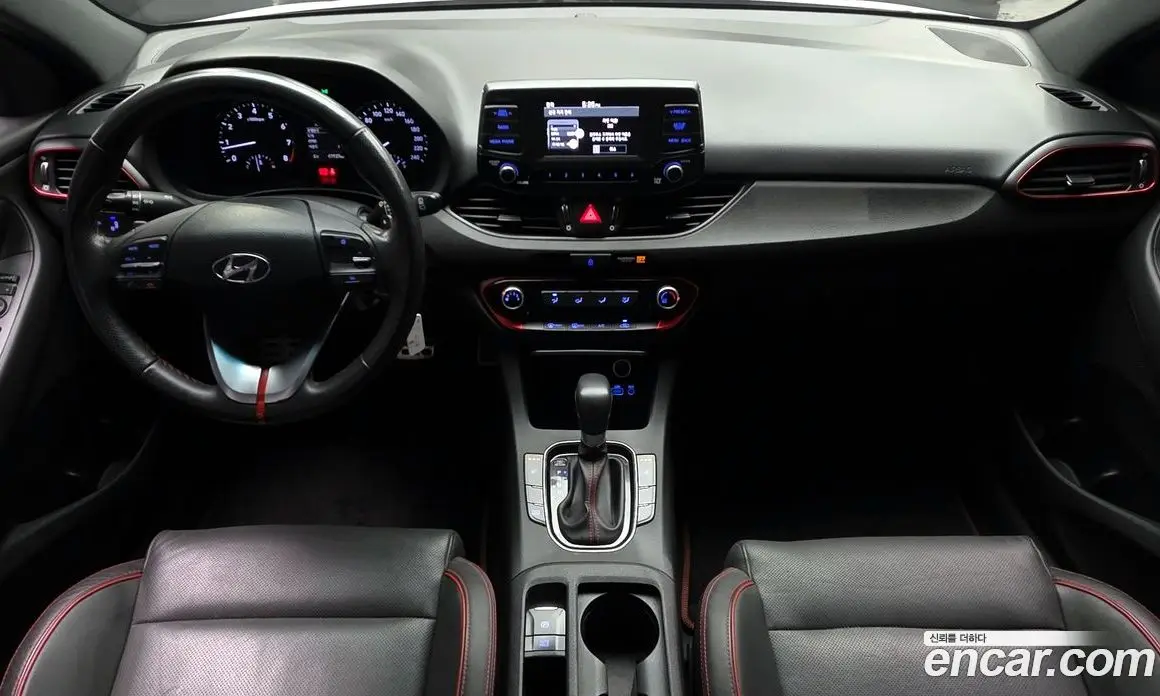 Hyundai i30 2016 1.6 автомат (гидро), фото 7