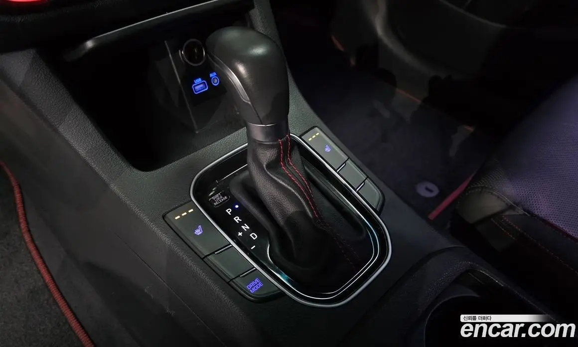 Hyundai i30 2016 1.6 автомат (гидро), фото 9