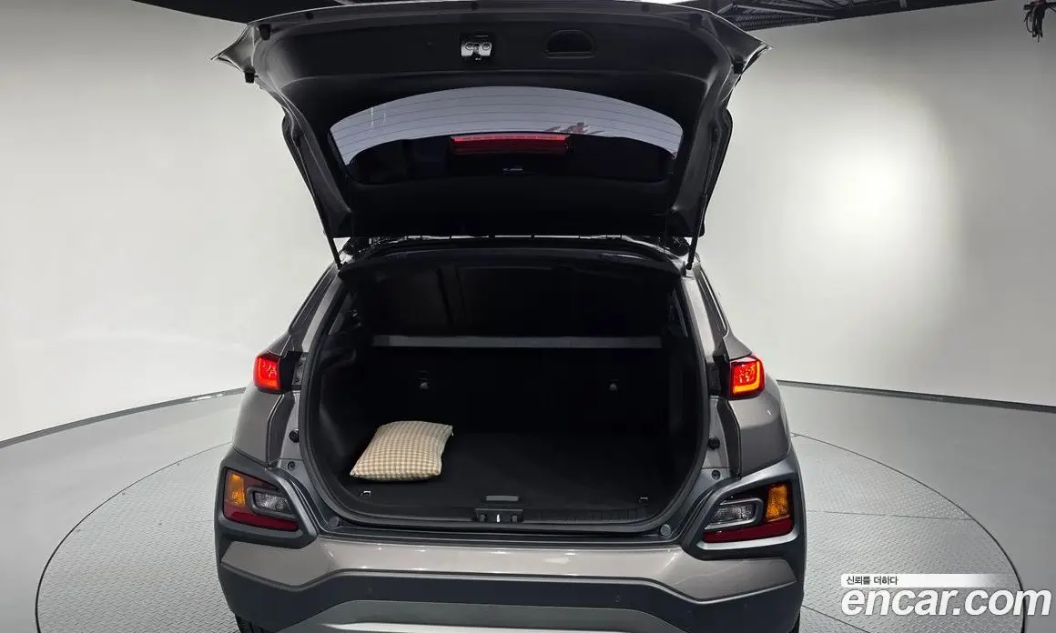 Hyundai Kona 2018 1.6 автомат (гидро), фото 20 Hyundai Kona 2018 1.6 автомат (гидро), фото 20
