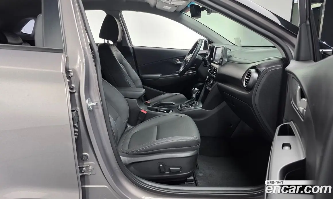 Hyundai Kona 2018 1.6 автомат (гидро), фото 10 Hyundai Kona 2018 1.6 автомат (гидро), фото 10
