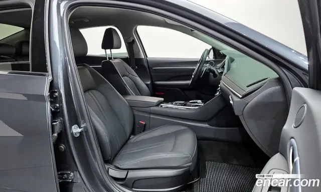 Hyundai Sonata 2021 1.6 автомат (гидро), миниатюра 10 Hyundai Sonata 2021 1.6 автомат (гидро), миниатюра 10