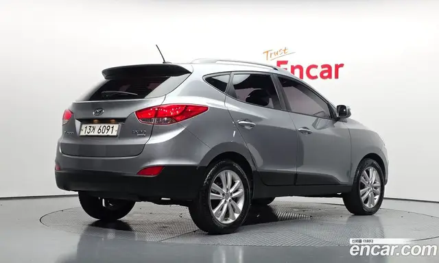 Hyundai Tucson 2009 2.0 автомат (гидро), миниатюра 2
