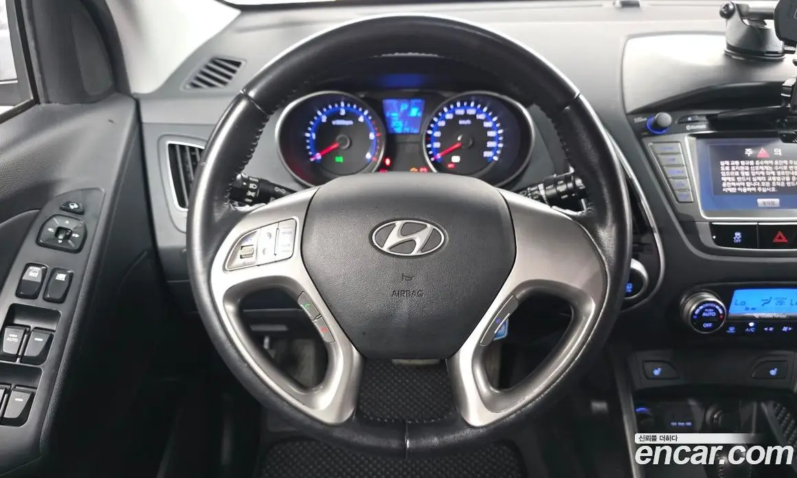 Hyundai Tucson 2009 2.0 автомат (гидро), фото 13