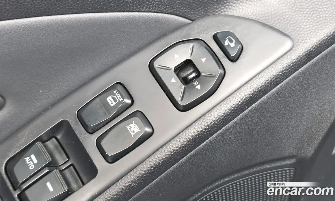 Hyundai Tucson 2009 2.0 автомат (гидро), фото 19