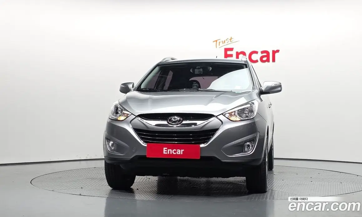 Hyundai Tucson 2009 2.0 автомат (гидро), фото 3