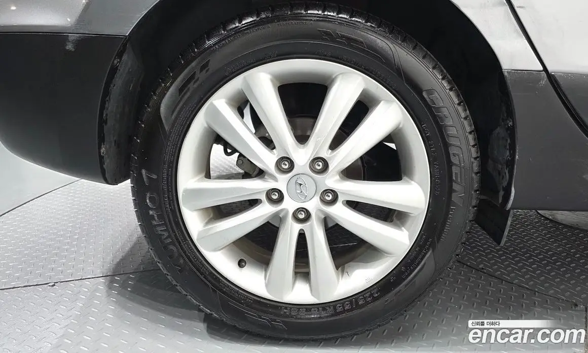 Hyundai Tucson 2009 2.0 автомат (гидро), фото 5