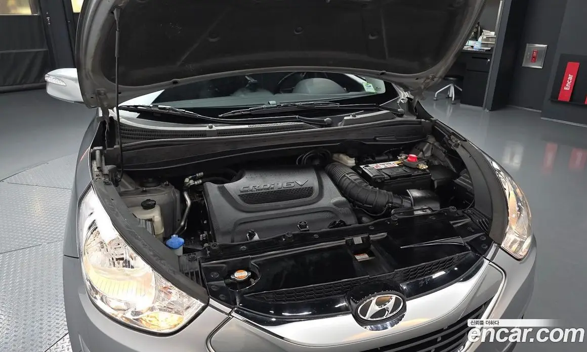 Hyundai Tucson 2009 2.0 автомат (гидро), фото 6