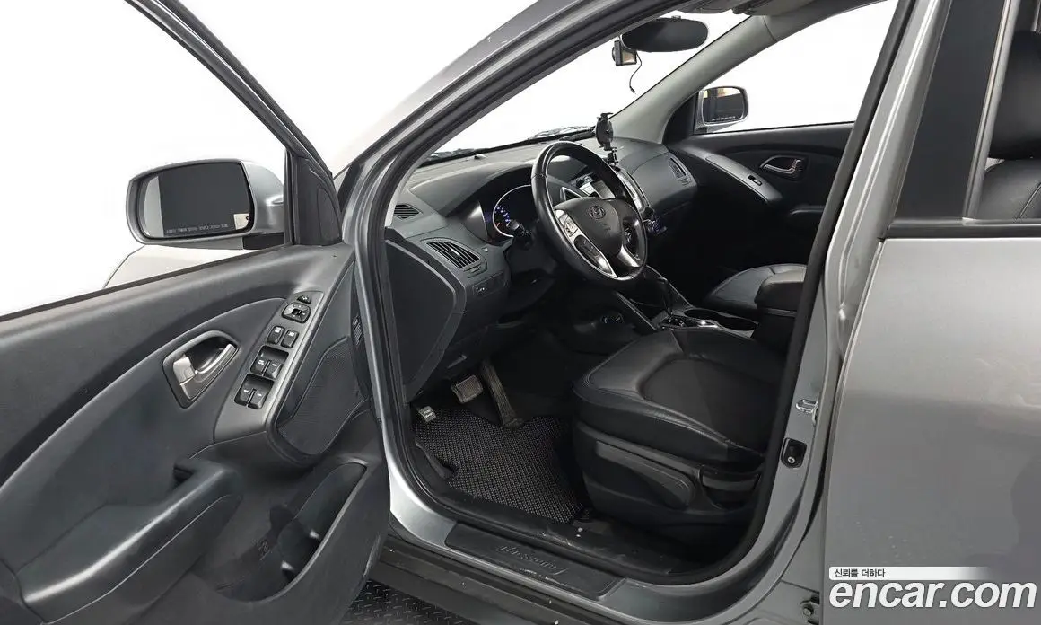 Hyundai Tucson 2009 2.0 автомат (гидро), фото 10