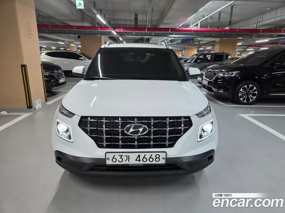 Hyundai Venue 2019 1.6 автомат (гидро), фото 1 Hyundai Venue 2019 1.6 автомат (гидро), фото 1