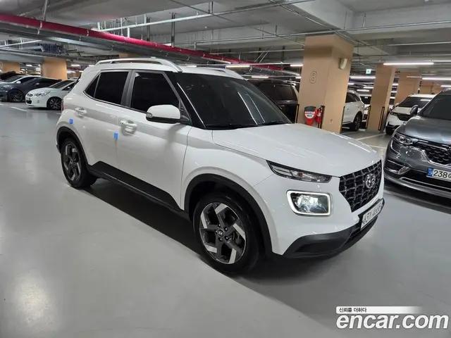 Hyundai Venue 2019 1.6 автомат (гидро), миниатюра 3 Hyundai Venue 2019 1.6 автомат (гидро), миниатюра 3
