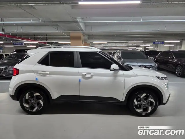 Hyundai Venue 2019 1.6 автомат (гидро), миниатюра 4 Hyundai Venue 2019 1.6 автомат (гидро), миниатюра 4