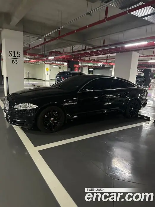 Jaguar XJ 2015 3.0 автомат (гидро), миниатюра 2 Jaguar XJ 2015 3.0 автомат (гидро), миниатюра 2