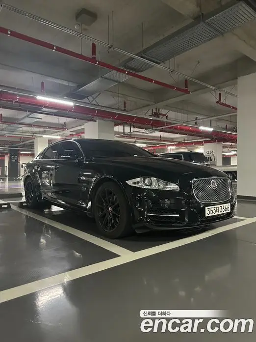 Jaguar XJ 2015 3.0 автомат (гидро), фото 12 Jaguar XJ 2015 3.0 автомат (гидро), фото 12