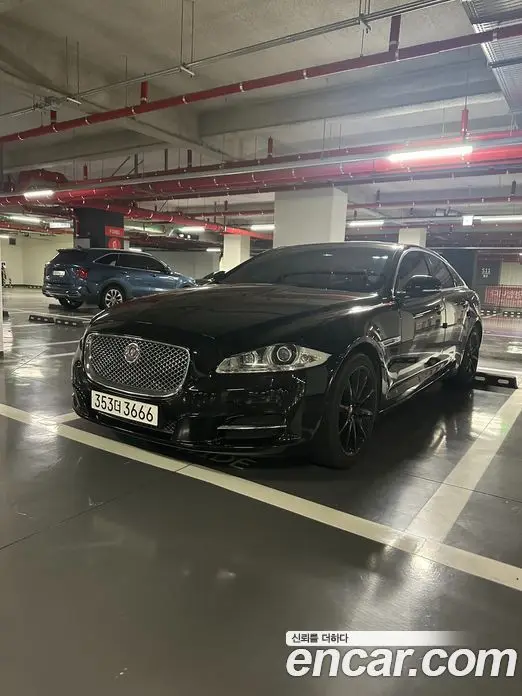 Jaguar XJ 2015 3.0 автомат (гидро), фото 13 Jaguar XJ 2015 3.0 автомат (гидро), фото 13