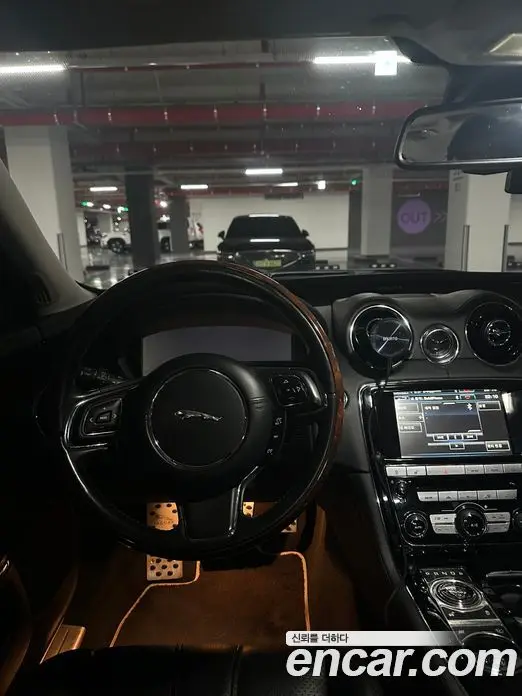 Jaguar XJ 2015 3.0 автомат (гидро), миниатюра 8 Jaguar XJ 2015 3.0 автомат (гидро), миниатюра 8