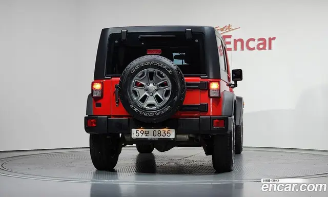 Jeep Wrangler 2016 3.6 автомат (гидро), миниатюра 4 Jeep Wrangler 2016 3.6 автомат (гидро), миниатюра 4