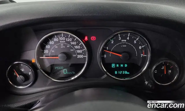 Jeep Wrangler 2016 3.6 автомат (гидро), миниатюра 8 Jeep Wrangler 2016 3.6 автомат (гидро), миниатюра 8