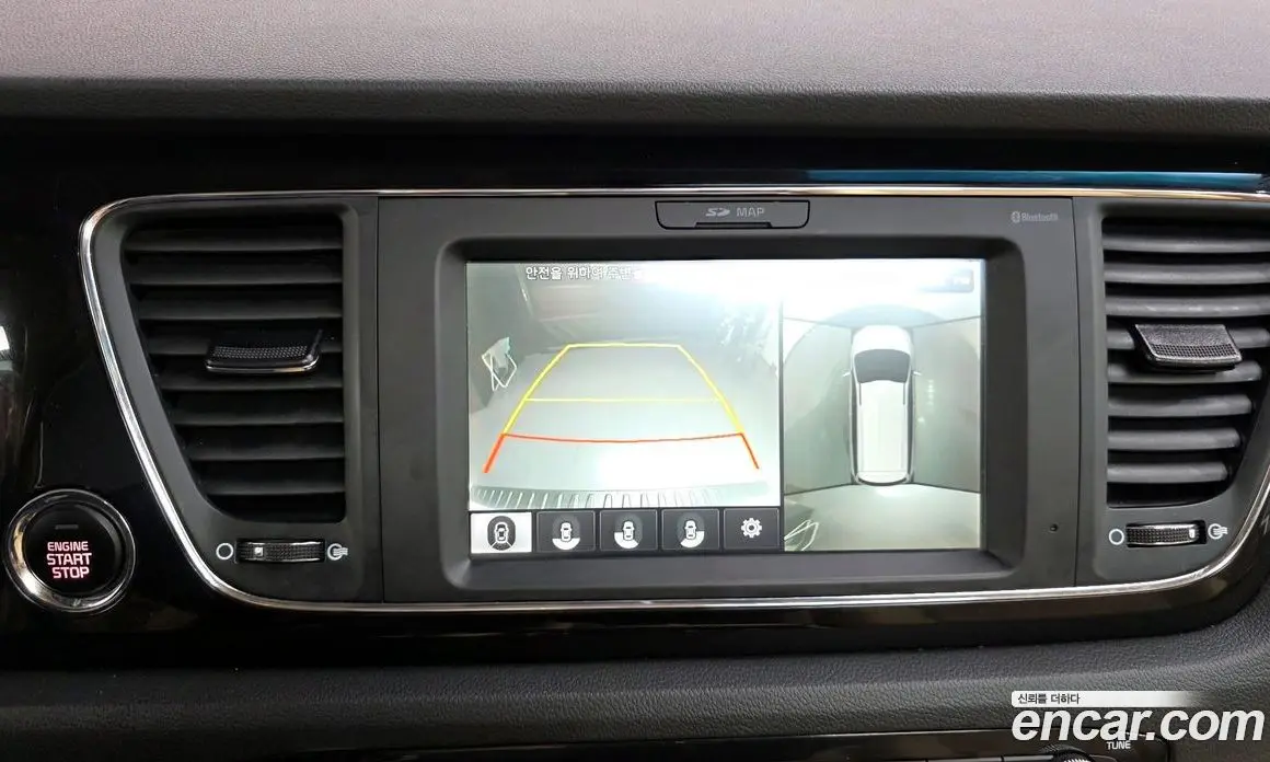 Kia Carnival 2017 2.2 автомат (гидро), фото 16