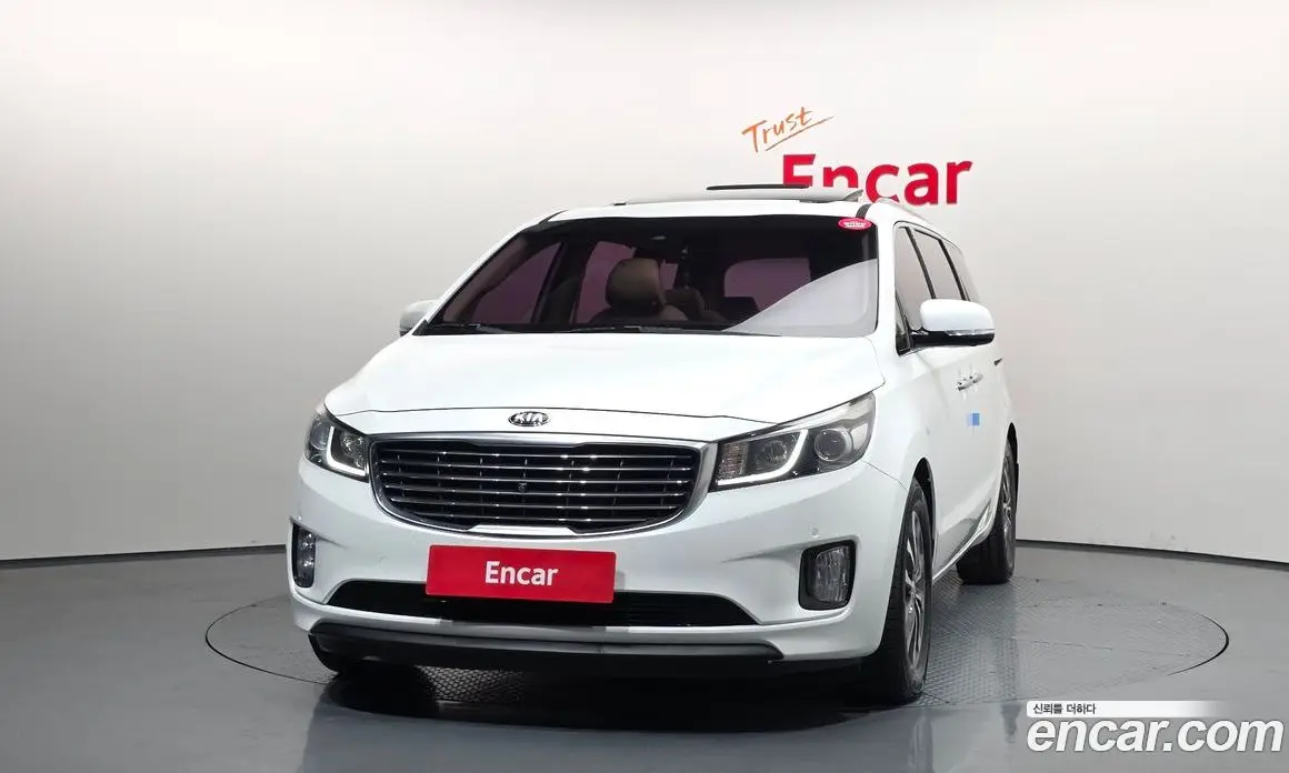 Kia Carnival 2017 2.2 автомат (гидро), фото 3
